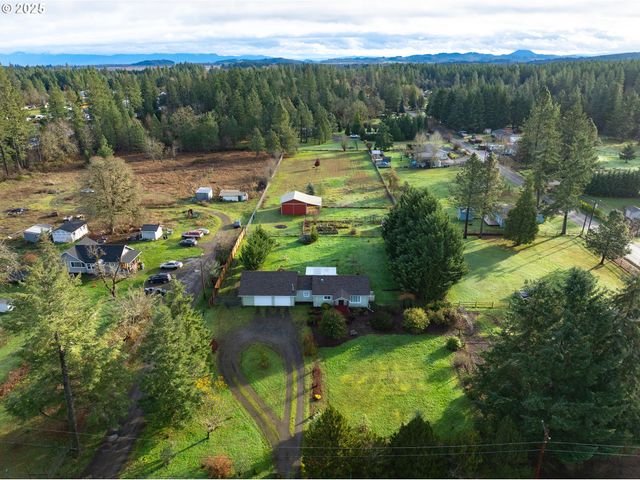 88165 HUSTON Rd, Veneta, OR 97487