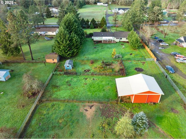 88165 HUSTON Rd, Veneta, OR 97487