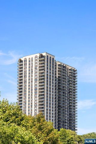 7855 Boulevard E 6A, North Bergen, NJ 07047