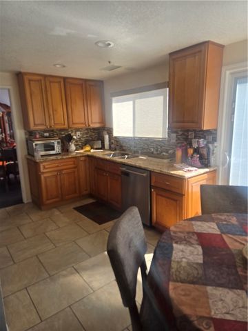 13747 Cabrillo Court, Fontana, CA 92336