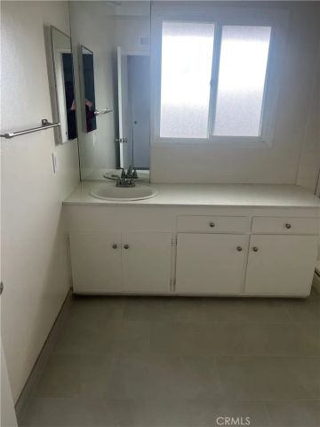 8721 Squires, Huntington Beach, CA 92646