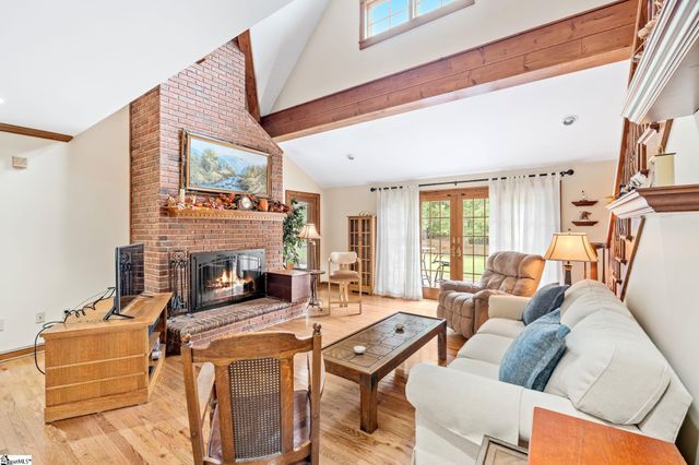 1100 Pine Knoll, Pendleton, SC 29670