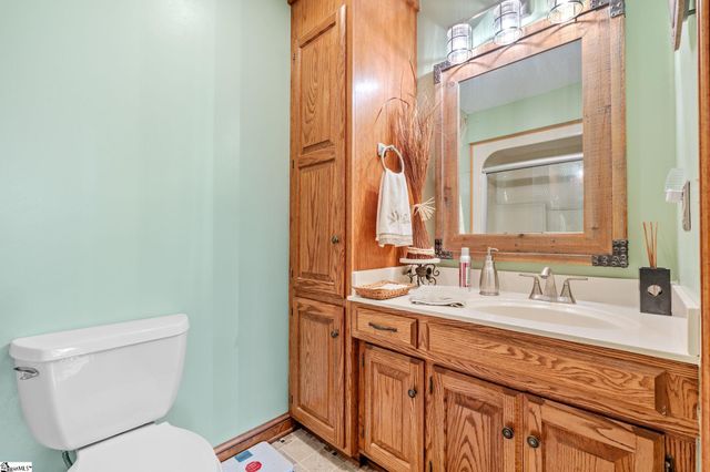 1100 Pine Knoll, Pendleton, SC 29670