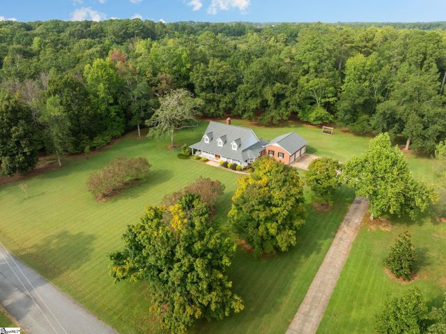 1100 Pine Knoll, Pendleton, SC 29670
