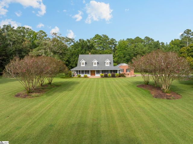1100 Pine Knoll, Pendleton, SC 29670