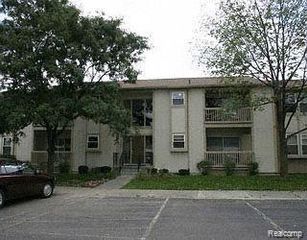 27860 Berrywood Lane 24, Farmington Hills, MI 48334