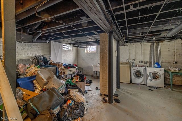 3469 W 45th Street, Cleveland, OH 44102