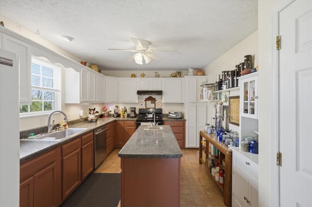 194 Carson Road, Sweetwater, TN 37874