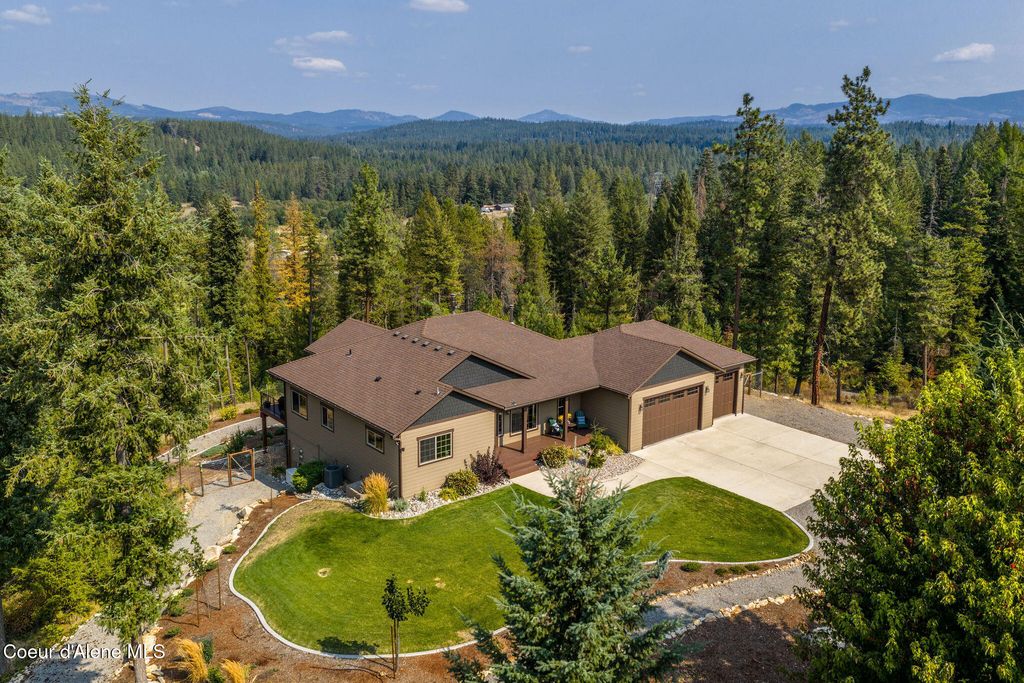 36120 N Milan Elk Rd, Chattaroy, WA 99003