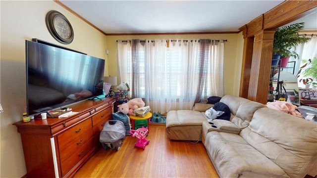 36 Lindy Avenue, Providence, RI 02908