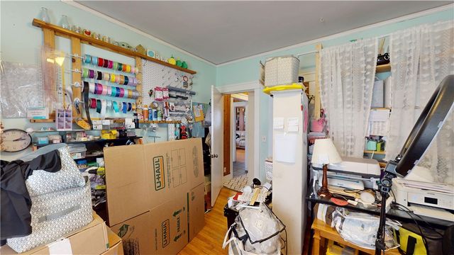 36 Lindy Avenue, Providence, RI 02908