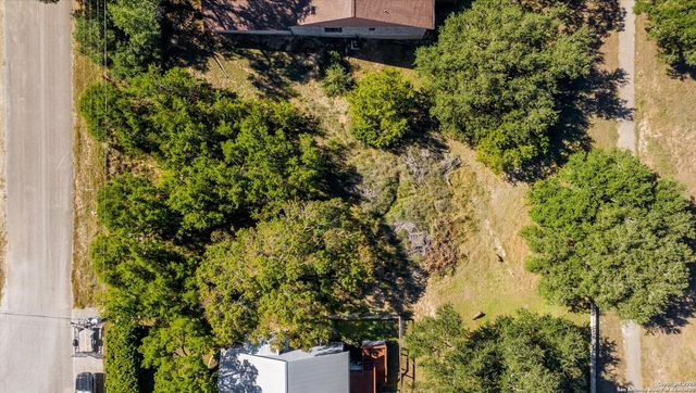 251 Watts, Canyon Lake, TX 78133