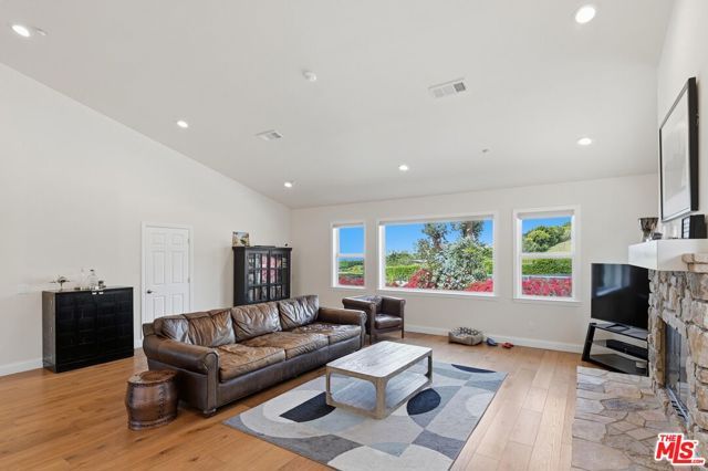 30429 Morning View Drive, Malibu, CA 90265
