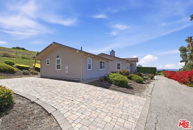30429 Morning View Drive, Malibu, CA 90265