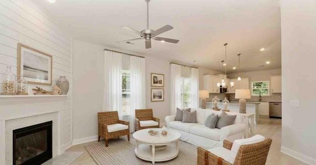 617 Alleyoak Lane, Freeport, FL 32439