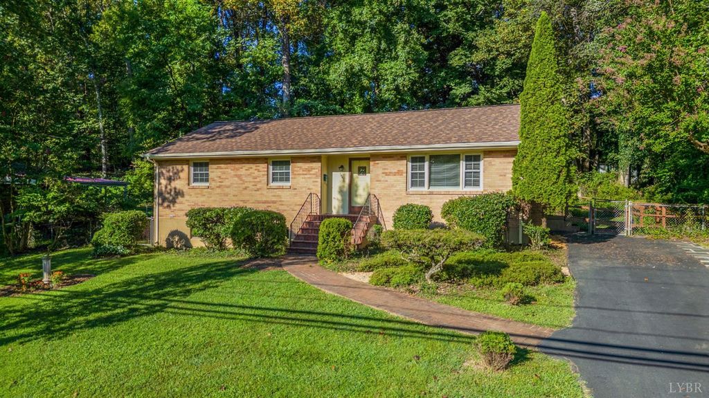 1927 Indian Hill Road, Lynchburg, VA 24503