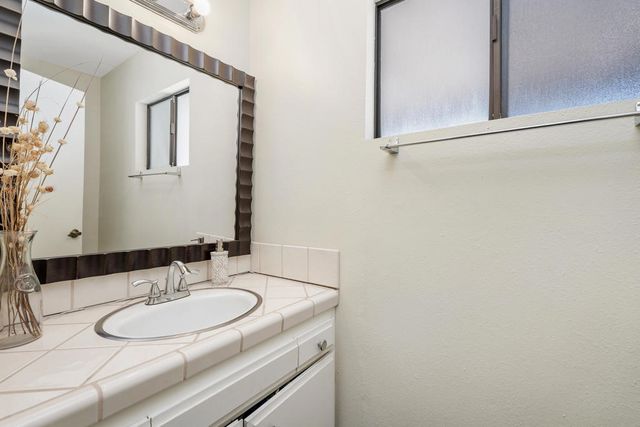 73915 Mountain View Avenue, Palm Desert, CA 92260