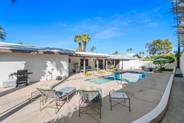 73915 Mountain View Avenue, Palm Desert, CA 92260