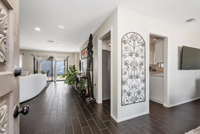 73915 Mountain View Avenue, Palm Desert, CA 92260