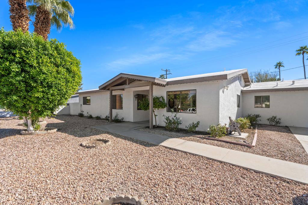 73915 Mountain View Avenue, Palm Desert, CA 92260