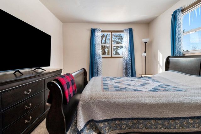 906 MIRA AVENUE, Crivitz, WI 54114