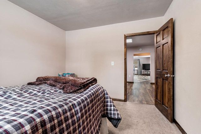 906 MIRA AVENUE, Crivitz, WI 54114