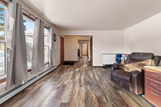 906 MIRA AVENUE, Crivitz, WI 54114