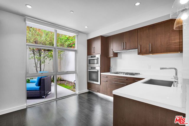 125 Pacific Street 8, Santa Monica, CA 90405