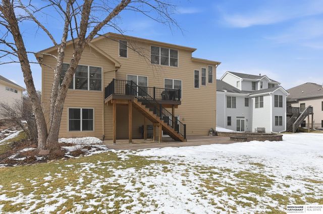 559 S 182 Street, Omaha, NE 68022