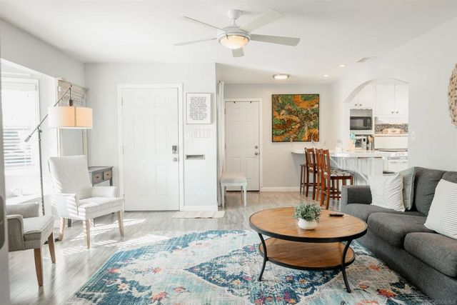7560 Normal Ave, La Mesa, CA 91941