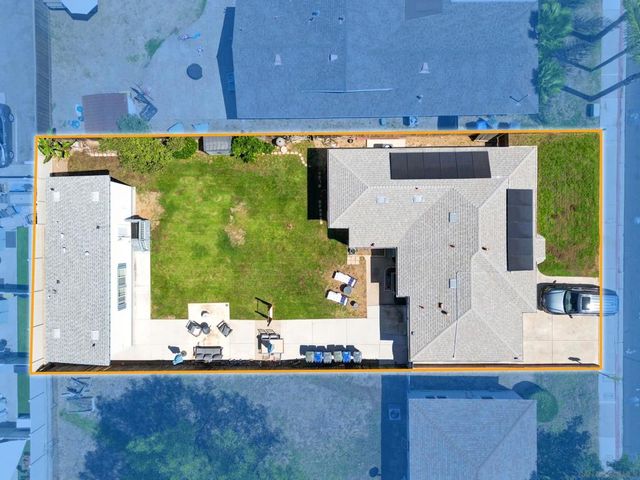 7560 Normal Ave, La Mesa, CA 91941