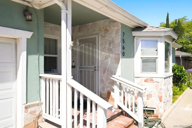 7560 Normal Ave, La Mesa, CA 91941