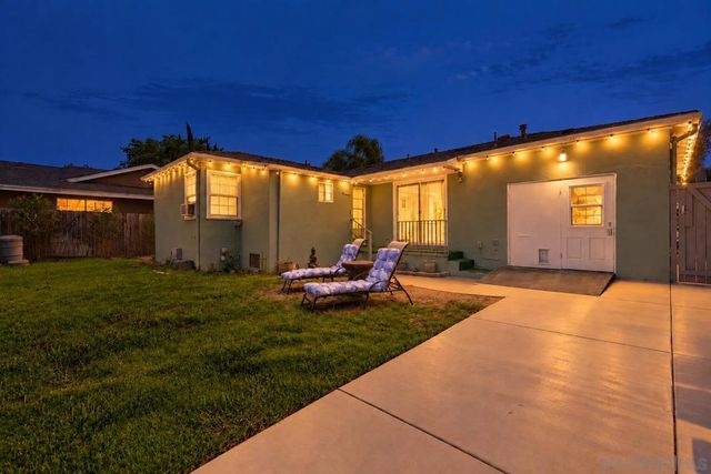 7560 Normal Ave, La Mesa, CA 91941
