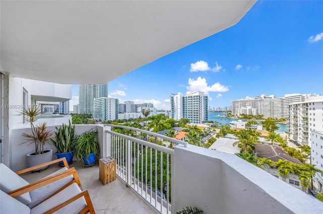 1621 Bay Rd 802, Miami Beach, FL 33139
