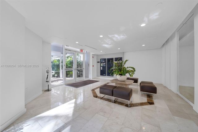 1621 Bay Rd 802, Miami Beach, FL 33139