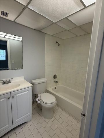 7925 S Colony Circle S 108, Tamarac, FL 33321