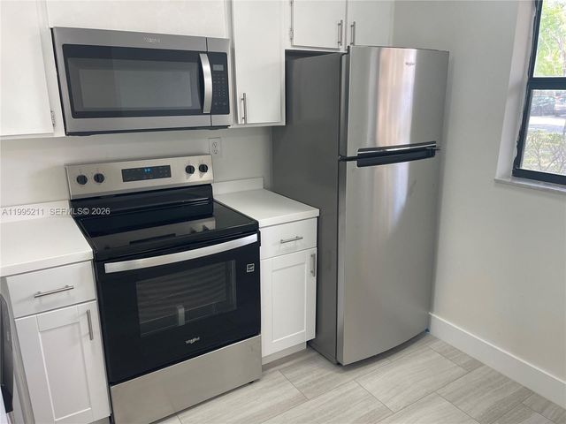 3199 Foxcroft Rd 110, Miramar, FL 33025