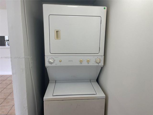 3199 Foxcroft Rd 110, Miramar, FL 33025