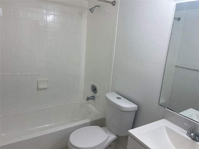 3199 Foxcroft Rd 110, Miramar, FL 33025