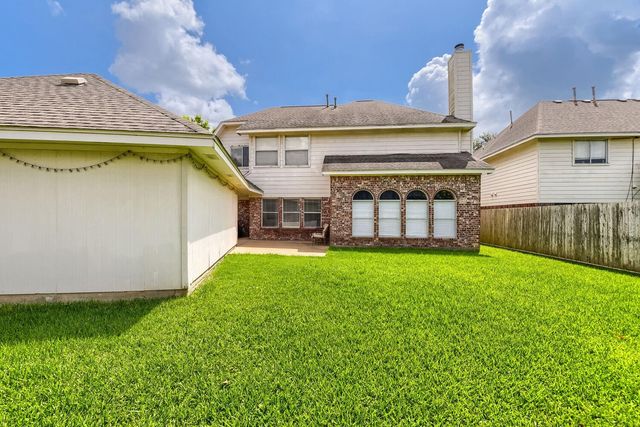 2513 La Rochelle Court, Seabrook, TX 77586