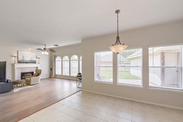 2513 La Rochelle Court, Seabrook, TX 77586