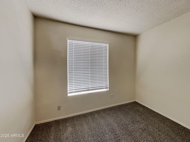 7034 W PURDUE Avenue, Peoria, AZ 85345