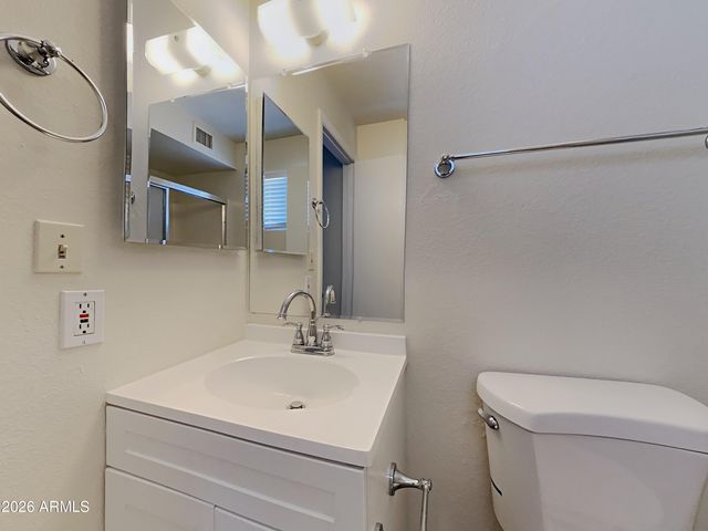 7034 W PURDUE Avenue, Peoria, AZ 85345