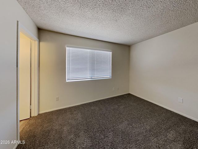 7034 W PURDUE Avenue, Peoria, AZ 85345