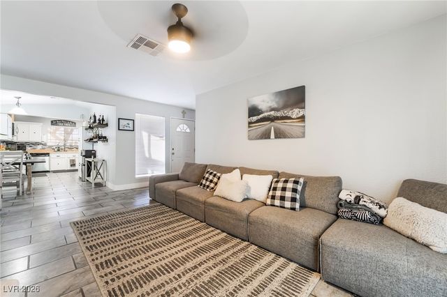 405 Box Elder Way, Henderson, NV 89015