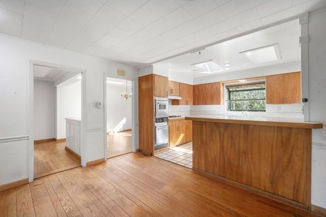 70 Tiptoe Lane, Burlingame, CA 94010