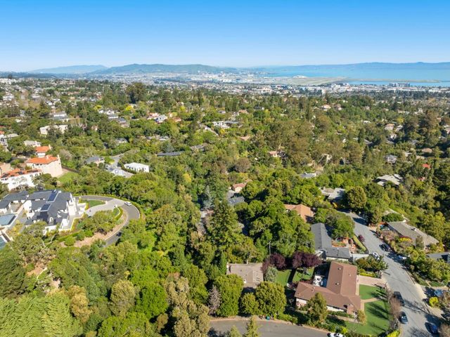 70 Tiptoe Lane, Burlingame, CA 94010