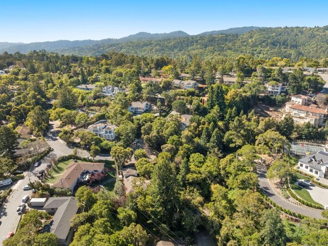 70 Tiptoe Lane, Burlingame, CA 94010