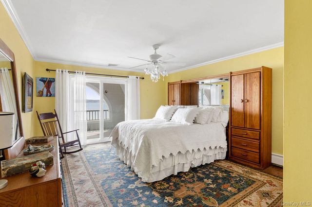 33 Beach Road, Northport, NY 11768