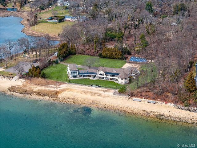 33 Beach Road, Northport, NY 11768